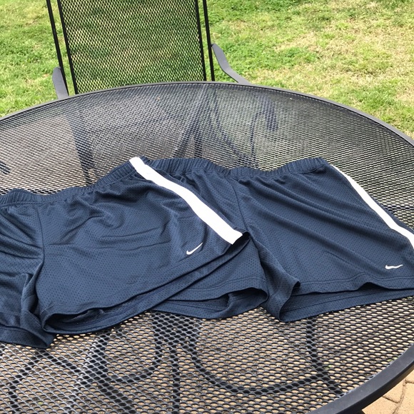 Nike shorts - Picture 1 of 8